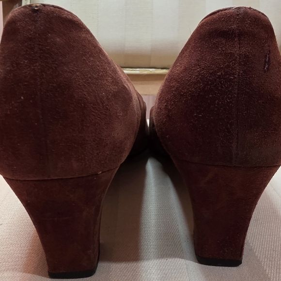 SALVATORE FERRAGAMO | BOUTIQUE | LADIES | BROWN  PUMPS | SHOES | HEELS SIZE 11 B - Picture 4 of 10